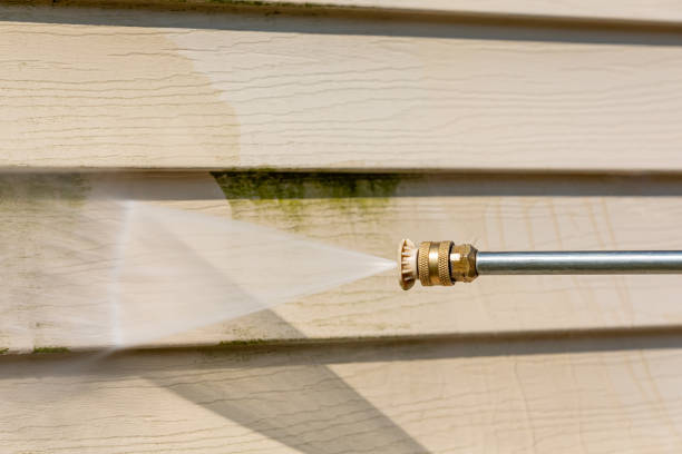 Best Commercial Building Pressure Washing  in Columbus, WI